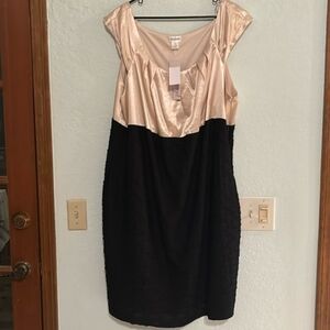 🤍 NWT Motherhood Maternity Dress Size 3X